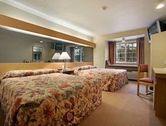 Travelodge Sturbridge Esterno foto